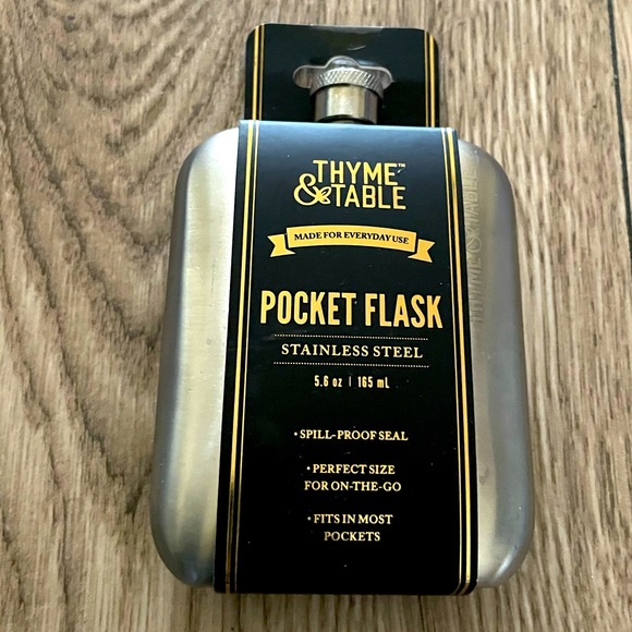 Flask, pocket size; perfect size for on-the-go - Picture 1 of 3